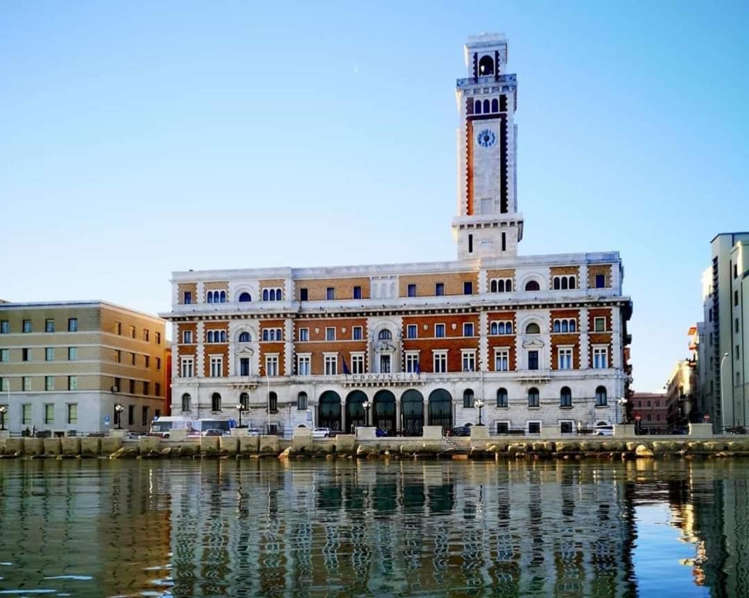 Madame Bari' Suite Apt In The Heart Of Bari Exterior foto